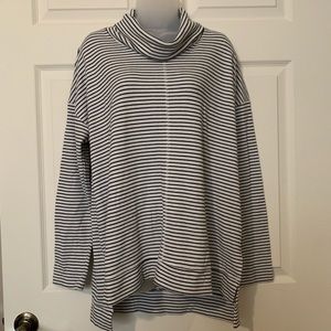 Liz Claiborne Striped Top